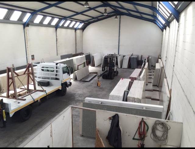 450M² MINI FACTORY TO LET IN MILNERTON CENTRAL